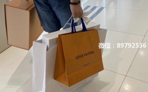 分享最近买的包包 LV&Dior盒子真挺大