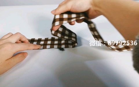三种丝巾绑包系法 简单易上手☆为包包增添一抹风采叭